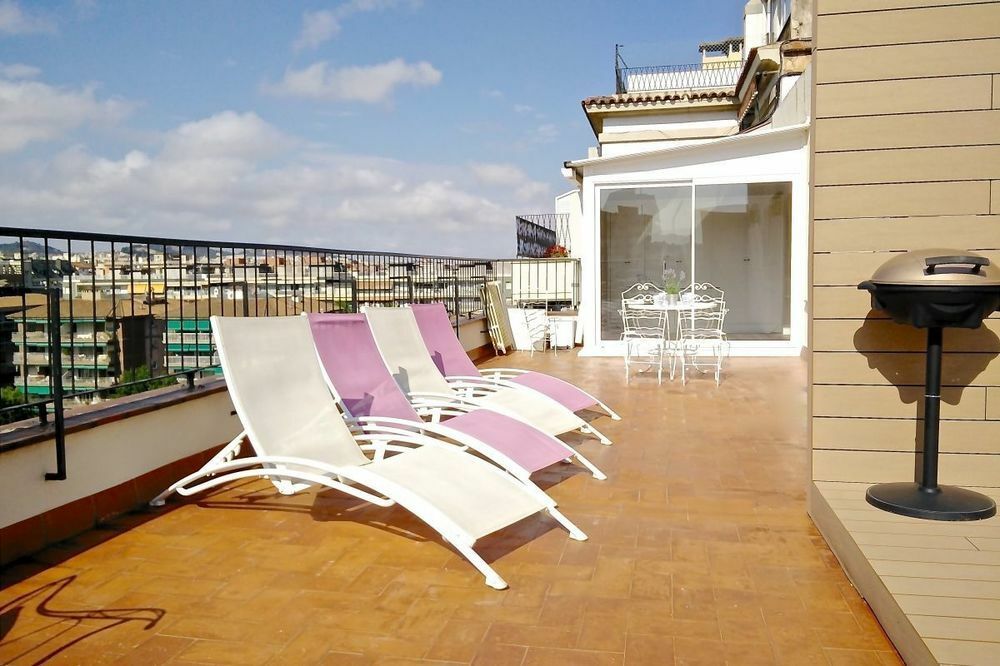 Bizflats Batik Penthouse Pedralbes Apartament